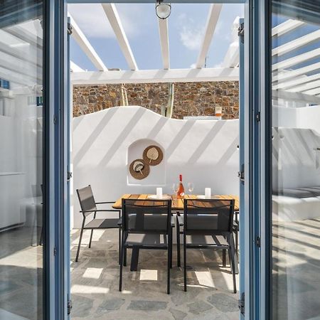 Ivi Mykonean Suites Ornos  Zewnętrze zdjęcie