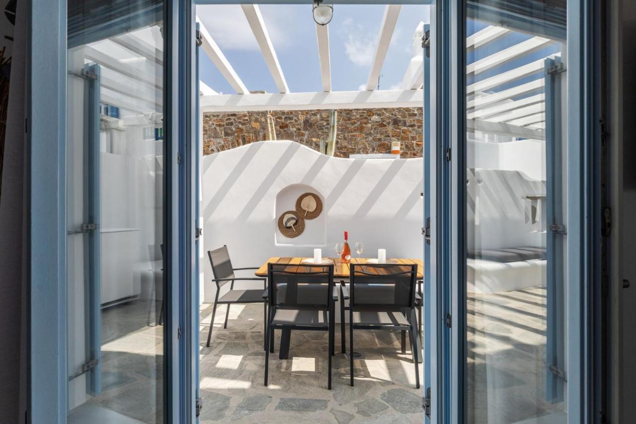 Ivi Mykonean Suites Ornos  Zewnętrze zdjęcie