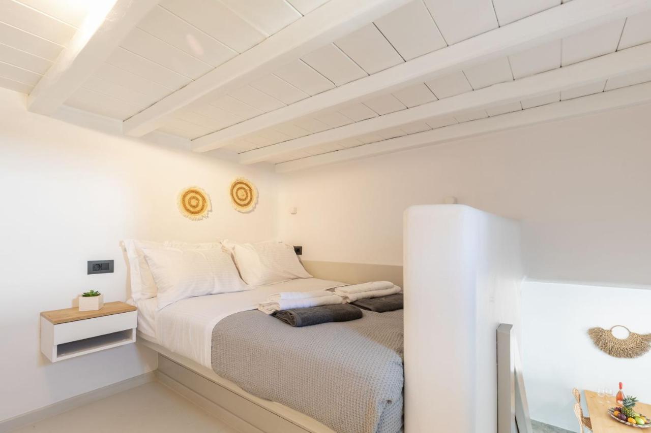 Ivi Mykonean Suites Ornos  Zewnętrze zdjęcie