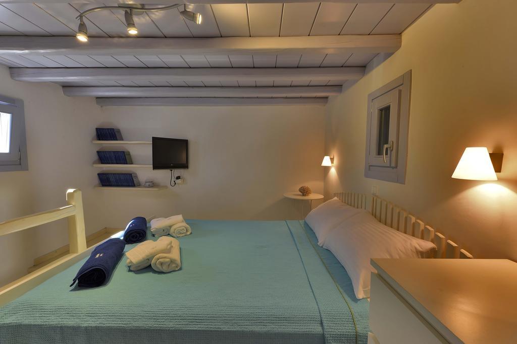Ivi Mykonean Suites Ornos  Zewnętrze zdjęcie